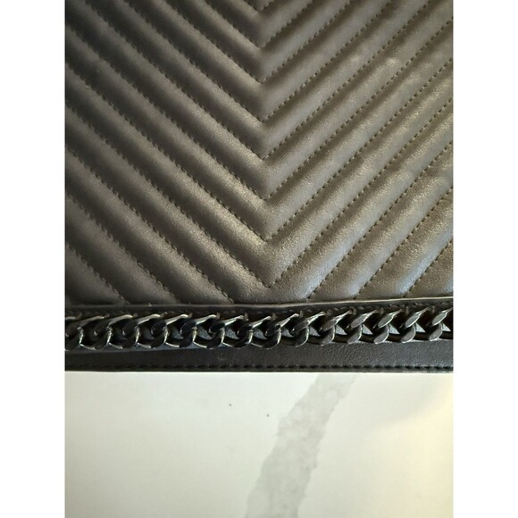 ALDO Black Greenwald Crossbody Bag Purse With Shoulder Chain Zip Pocket NICE! - Picture 2 of 8